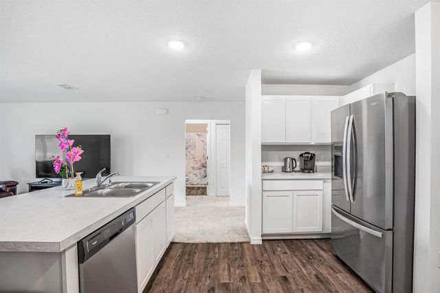 549 SW Prado Avenue, Port St. Lucie, FL 34983