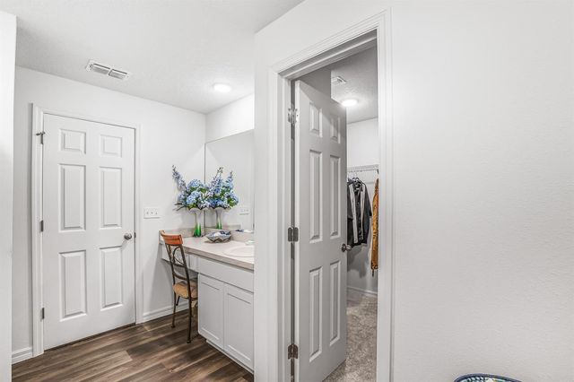 549 SW Prado Avenue, Port St. Lucie, FL 34983