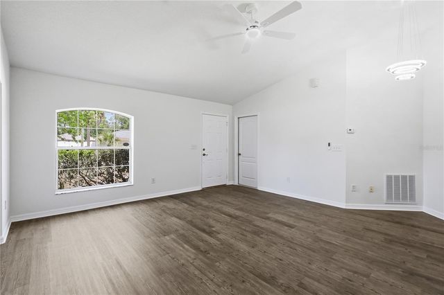 30 PIERMOUNT LANE, Palm Coast, FL 32164