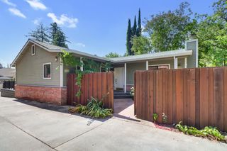 2122 Gunn Rd, Carmichael, CA 95608