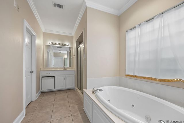 16010 Peairs Rd, Pride, LA 70770