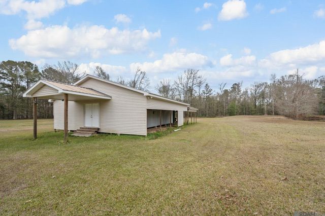 16010 Peairs Rd, Pride, LA 70770