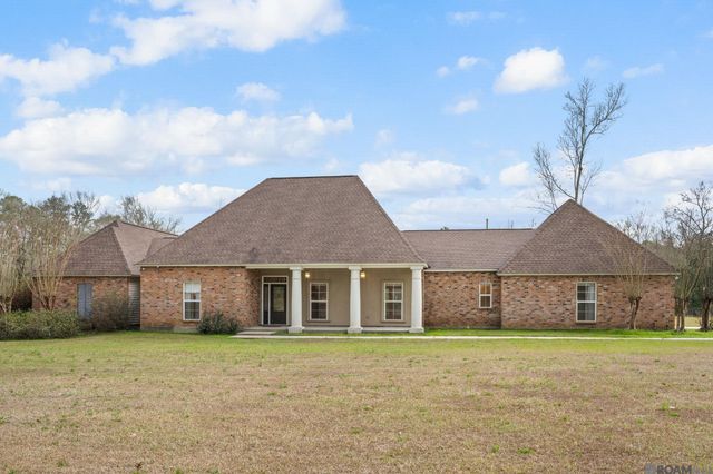 16010 Peairs Rd, Pride, LA 70770