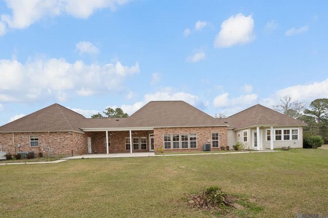 16010 Peairs Rd, Pride, LA 70770