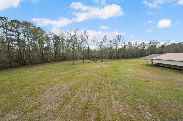 16010 Peairs Rd, Pride, LA 70770