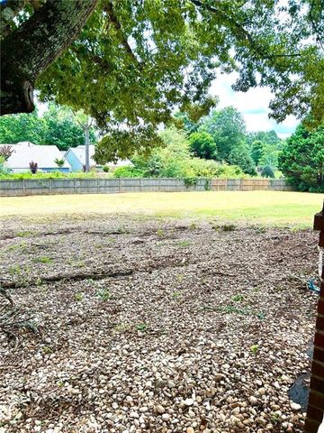 5899 Alpine Court, Hoschton, GA 30548