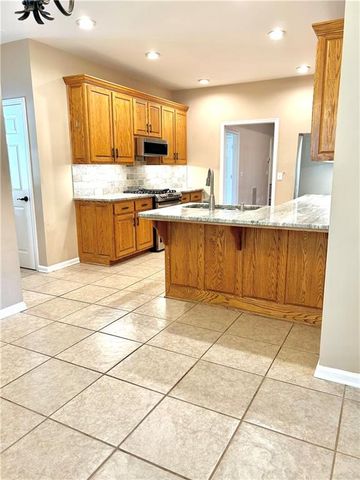 5899 Alpine Court, Hoschton, GA 30548