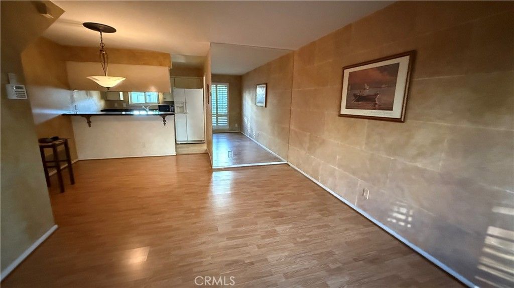 22049 Oxnard, Woodland Hills, CA 91367 — photo 5