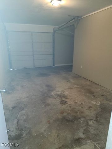 112 Kerr CIR, Lehigh Acres, FL 33936