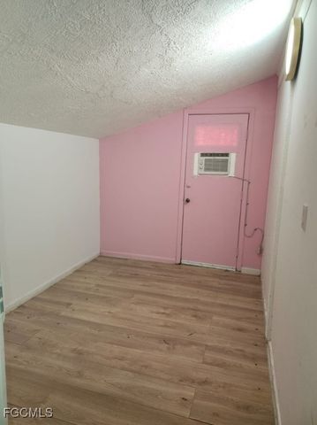 112 Kerr CIR, Lehigh Acres, FL 33936