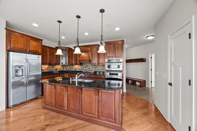 18214 62nd Place N, Maple Grove, MN 55311