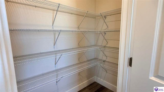 182 Shoemaker Lane, Elizabethtown, KY 42701