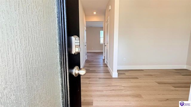 182 Shoemaker Lane, Elizabethtown, KY 42701