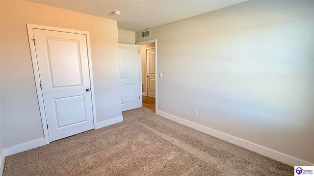 182 Shoemaker Lane, Elizabethtown, KY 42701