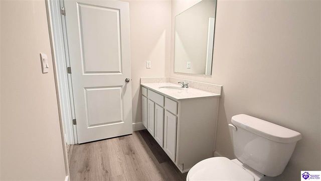 182 Shoemaker Lane, Elizabethtown, KY 42701