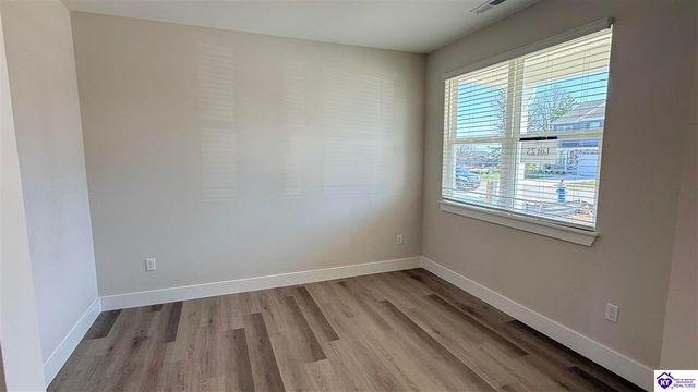 182 Shoemaker Lane, Elizabethtown, KY 42701