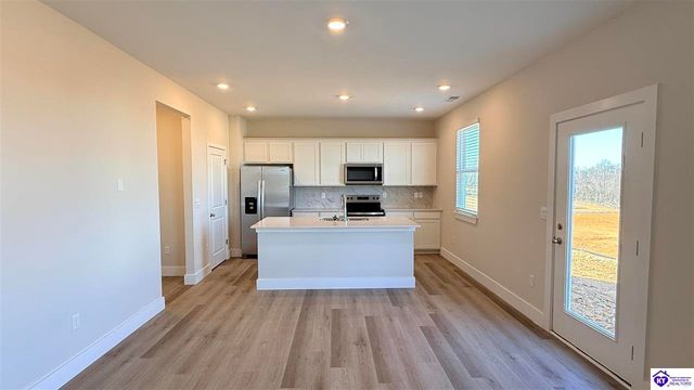 182 Shoemaker Lane, Elizabethtown, KY 42701