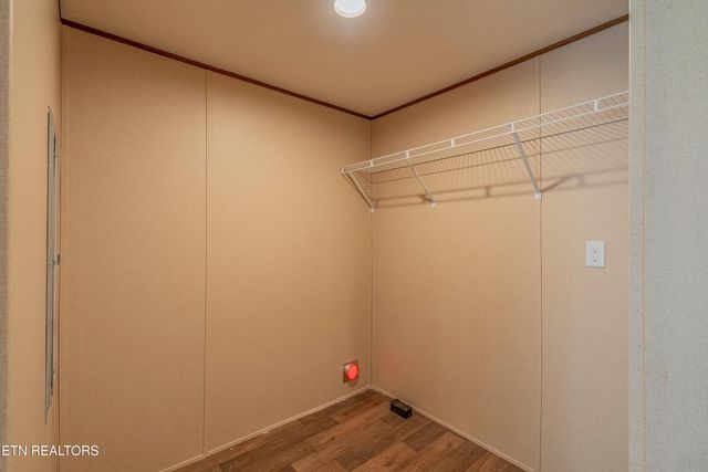 516 Henderson St, Harriman, TN 37748