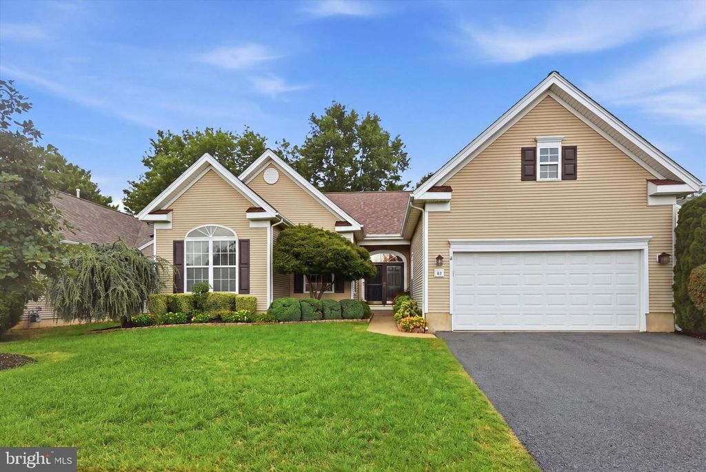 33 BARBARY LN, COLUMBUS, NJ 08022 — photo 2