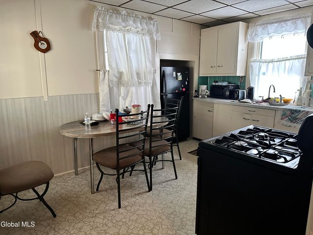 209 Furman Street, Schenectady, NY 12304