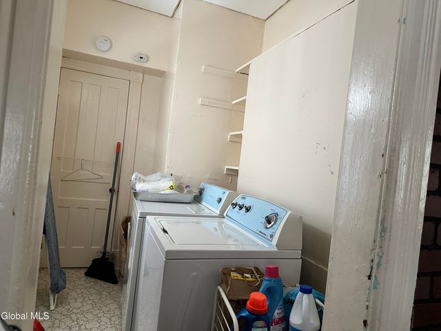 209 Furman Street, Schenectady, NY 12304