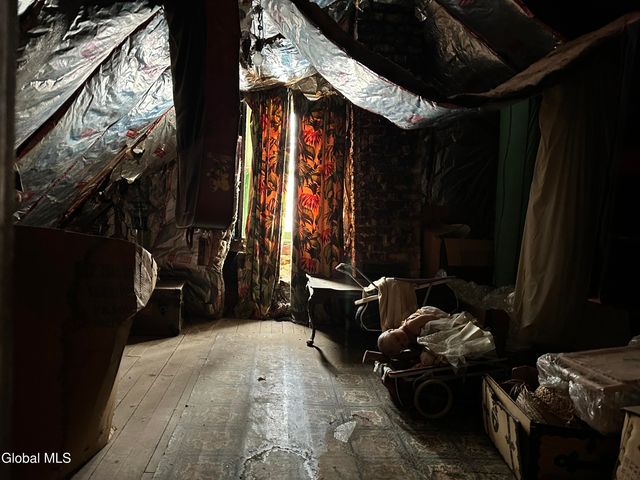 209 Furman Street, Schenectady, NY 12304