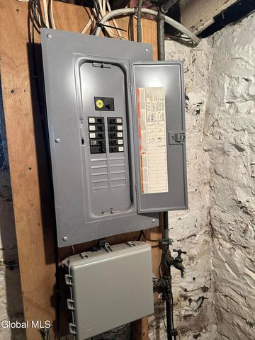 209 Furman Street, Schenectady, NY 12304