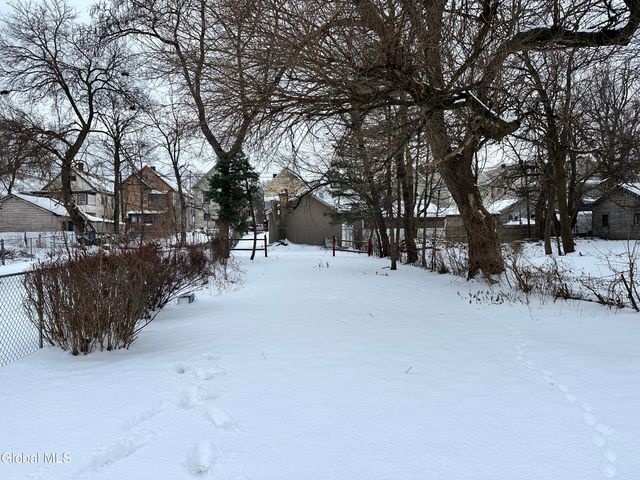 209 Furman Street, Schenectady, NY 12304