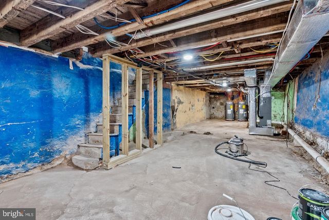 2341 NICHOLAS ST, Philadelphia, PA 19121
