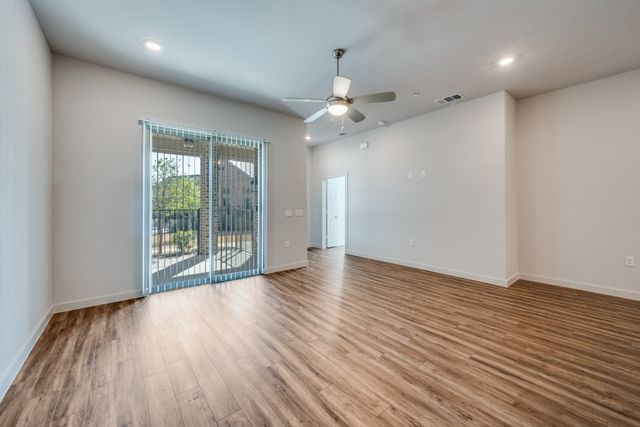 7228 Merlot Place, Grand Prairie, TX 75054