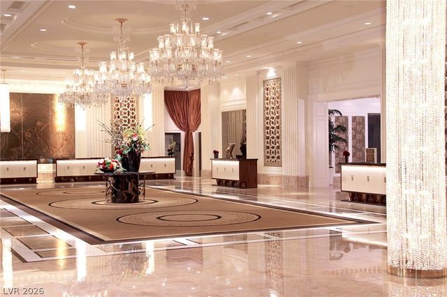 2000 North Fashion Show Drive 3717, Las Vegas, NV 89109