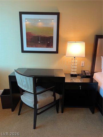 2000 North Fashion Show Drive 3717, Las Vegas, NV 89109