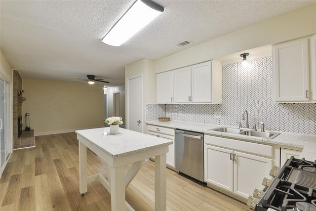 19823 Burle Oak Drive, Humble, TX 77346