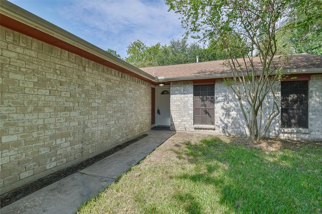 19823 Burle Oak Drive, Humble, TX 77346