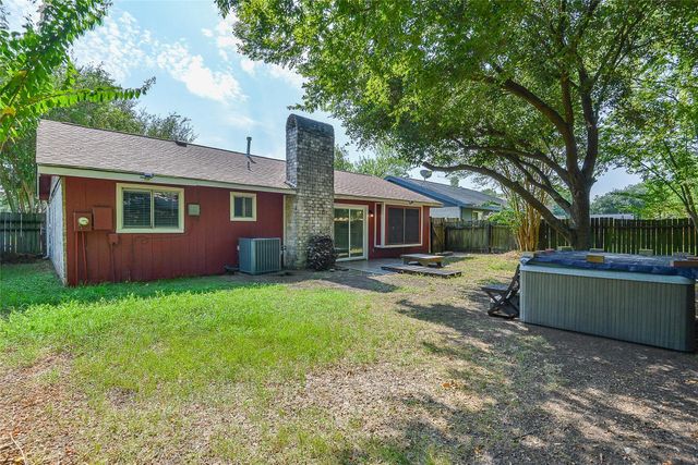 19823 Burle Oak Drive, Humble, TX 77346