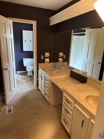 108 Dogwood Drive, Perry, GA 31069