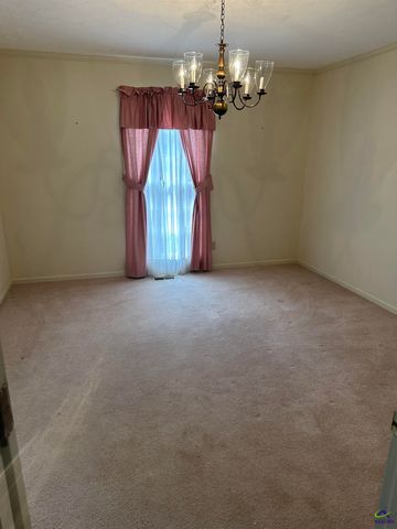 108 Dogwood Drive, Perry, GA 31069