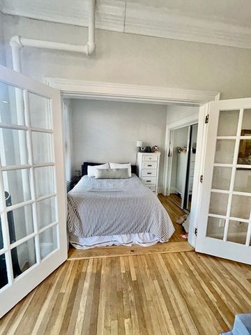 473 Beacon Street 6, Boston, MA 02116