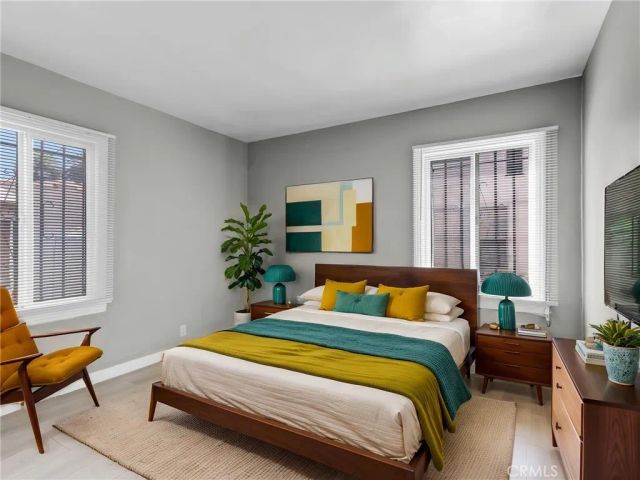 4616 6th Avenue, Los Angeles, CA 90043