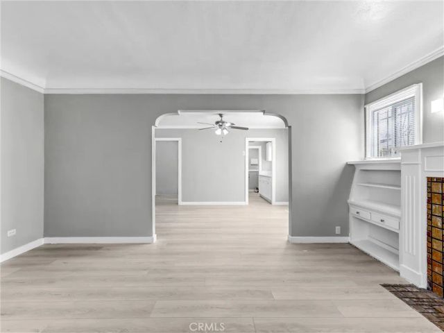 4616 6th Avenue, Los Angeles, CA 90043
