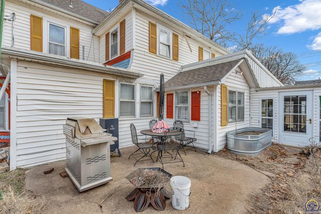 703 New York, Holton, KS 66436