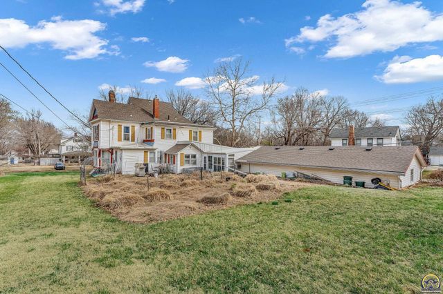 703 New York, Holton, KS 66436