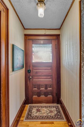 703 New York, Holton, KS 66436