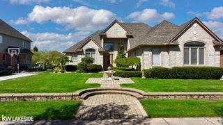 47843 Milonas Drive, Shelby Twp, MI 48315