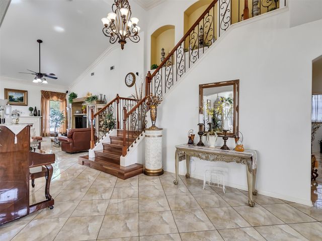 1922 Oakwood Court Drive, Baytown, TX 77521