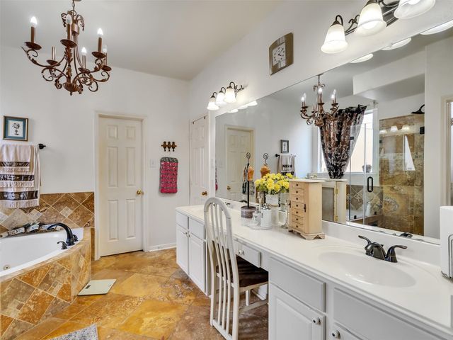 1922 Oakwood Court Drive, Baytown, TX 77521