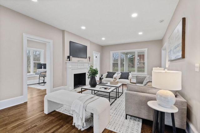 291 Sherborne Drive, Columbus, OH 43219