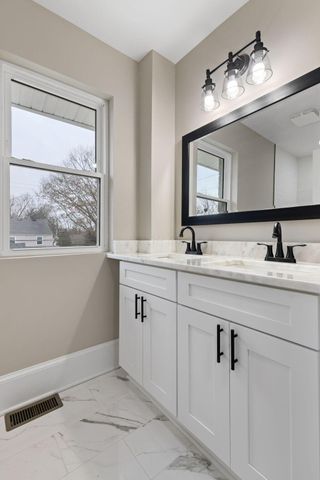 291 Sherborne Drive, Columbus, OH 43219