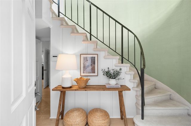 1411 E Bay, Newport Beach, CA 92661