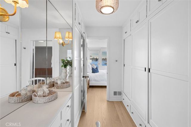 1411 E Bay, Newport Beach, CA 92661